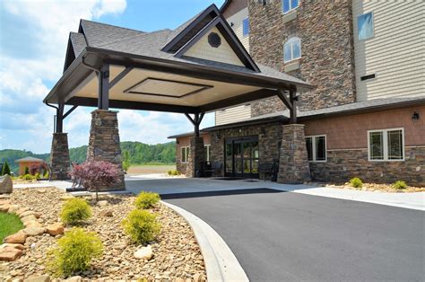 stonebrook lodge cherokee nc.
